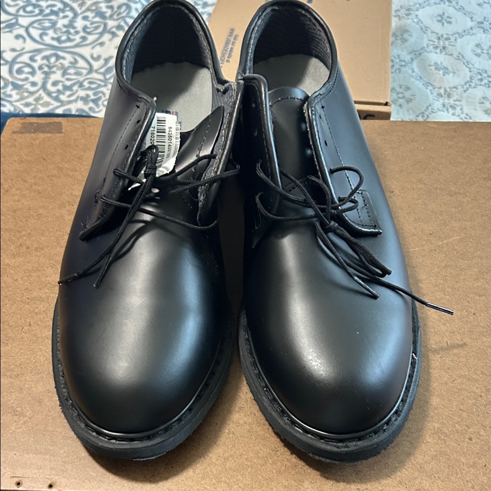 Capps Airlite uniform shoes.  Women’s Size 9.5. New in Box - Picture 6 of 8